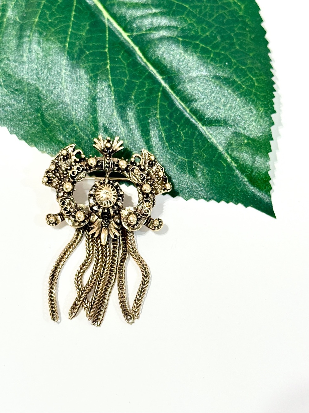Neiman Marcus Old Money Baroque Gold Tone Tassel Brooch | NWT